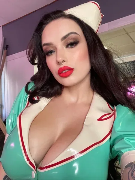 Miss Ruby Alexia- Your Dominant GF 😈